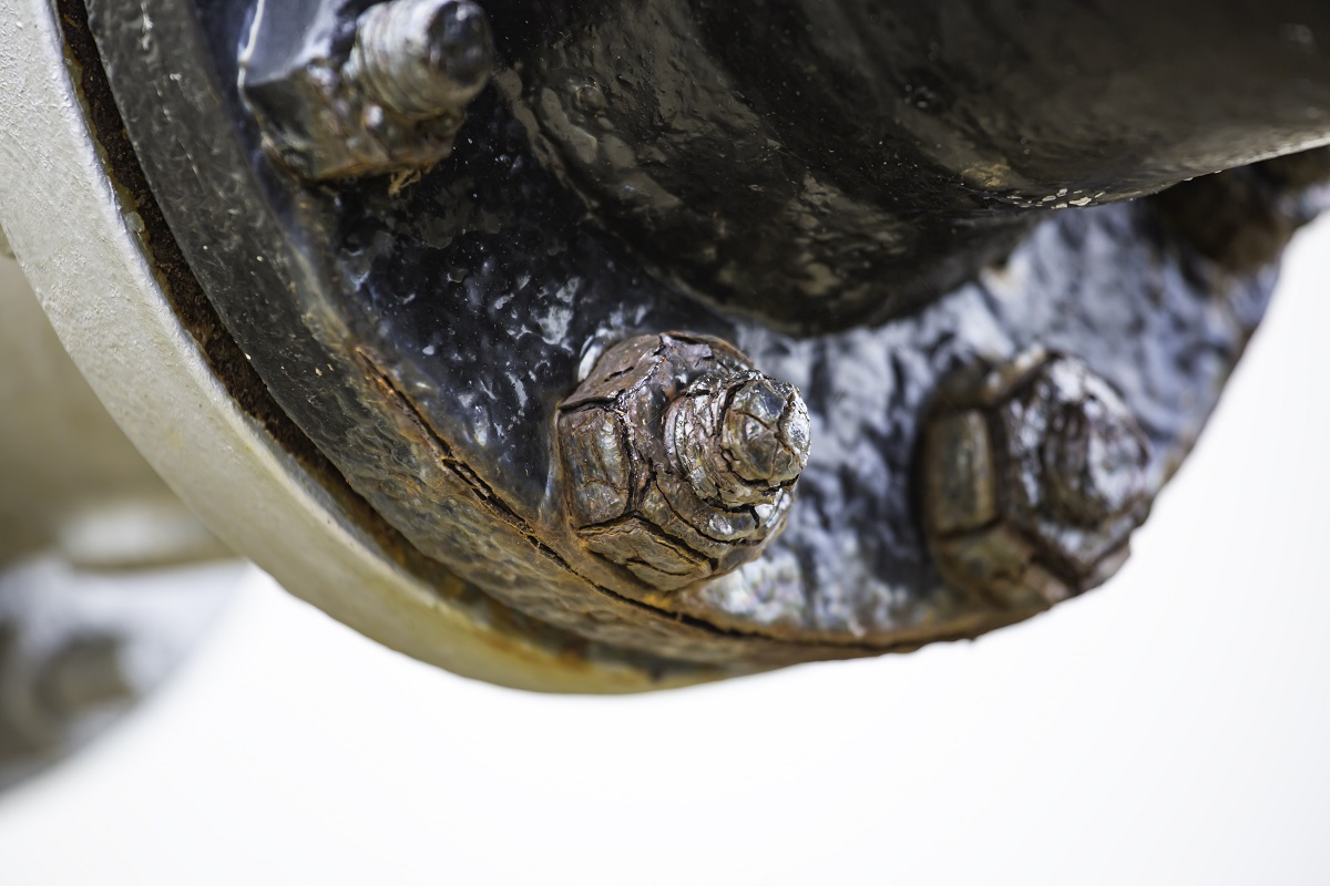 6 Signs You Have Pipe Corrosion at Home