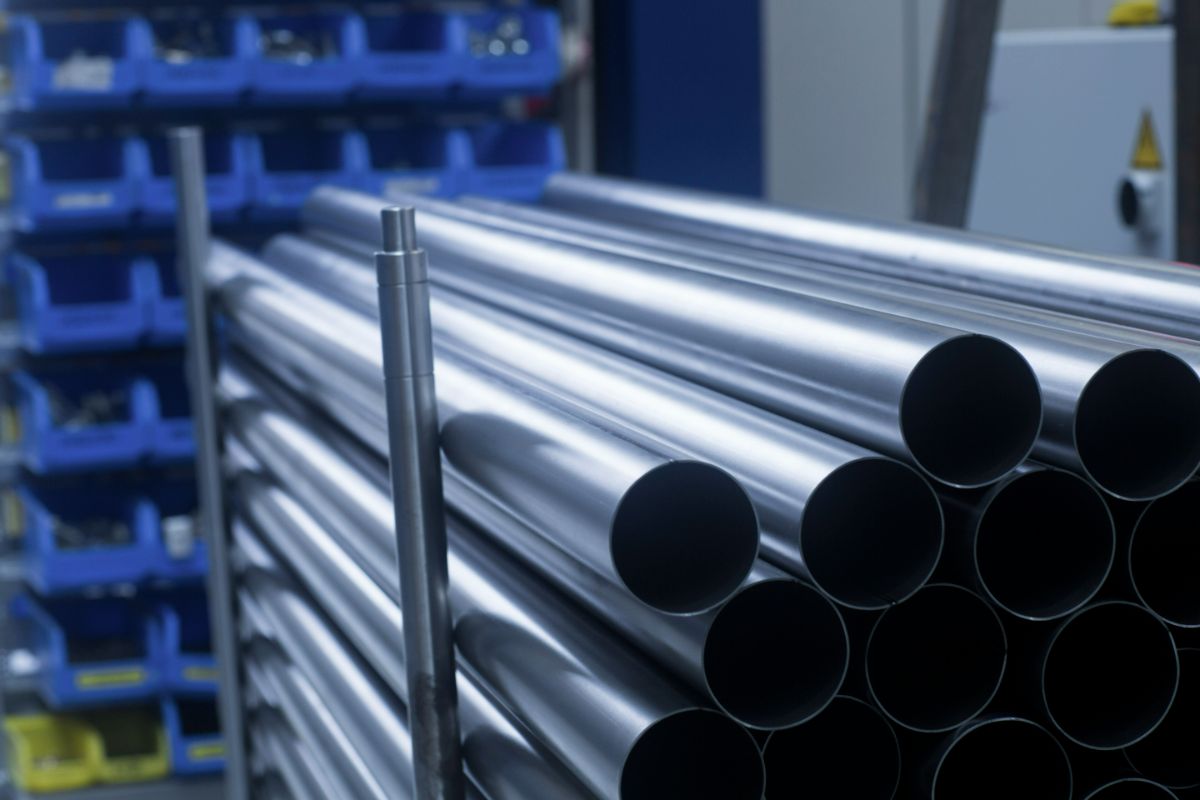 It is used for steel tubes