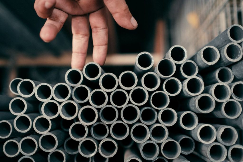 A Contractor’s Guide to Partnering with the Best GI Pipe Supplier in the Philippines