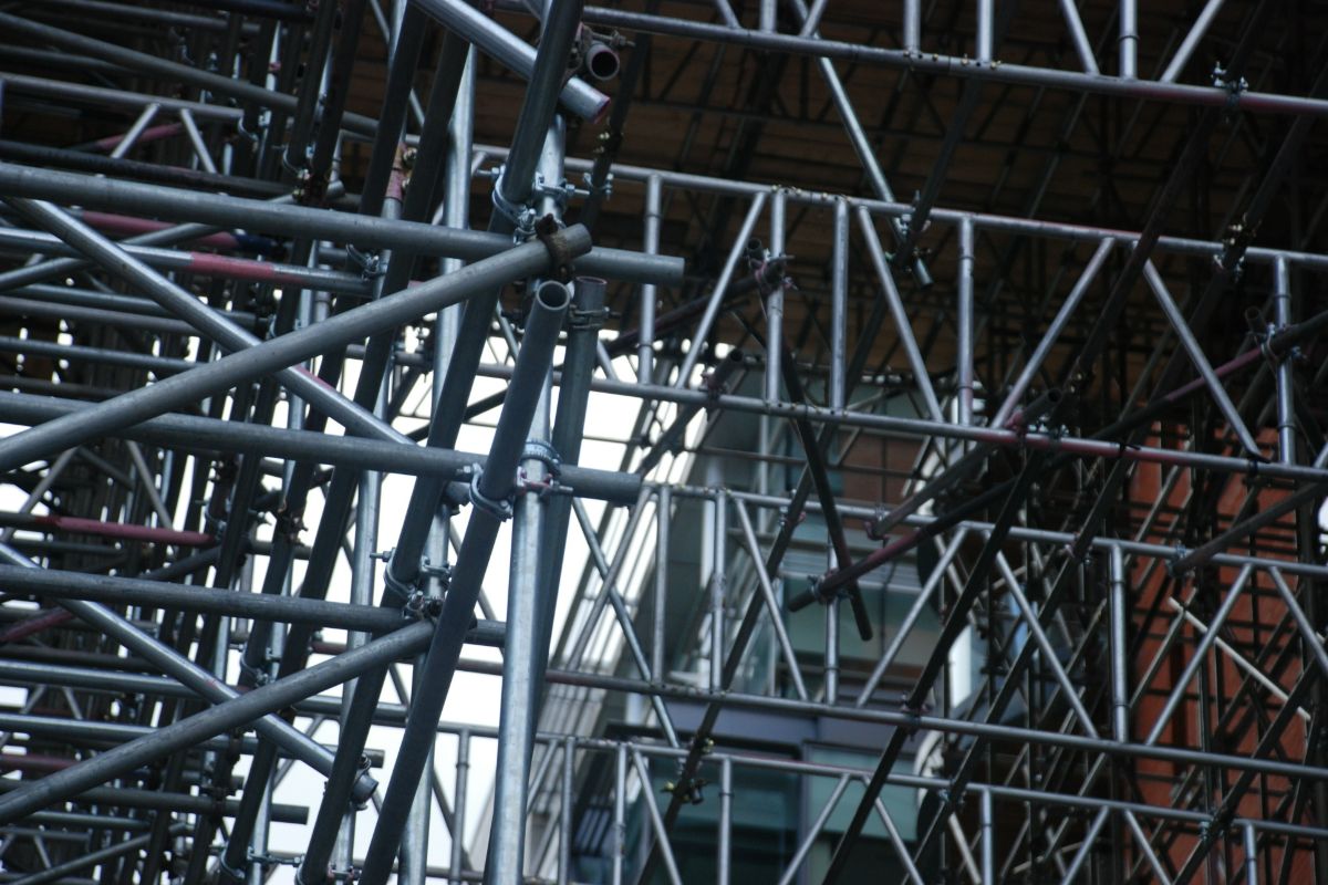 Why are GI Pipes Ideal for Scaffolding?