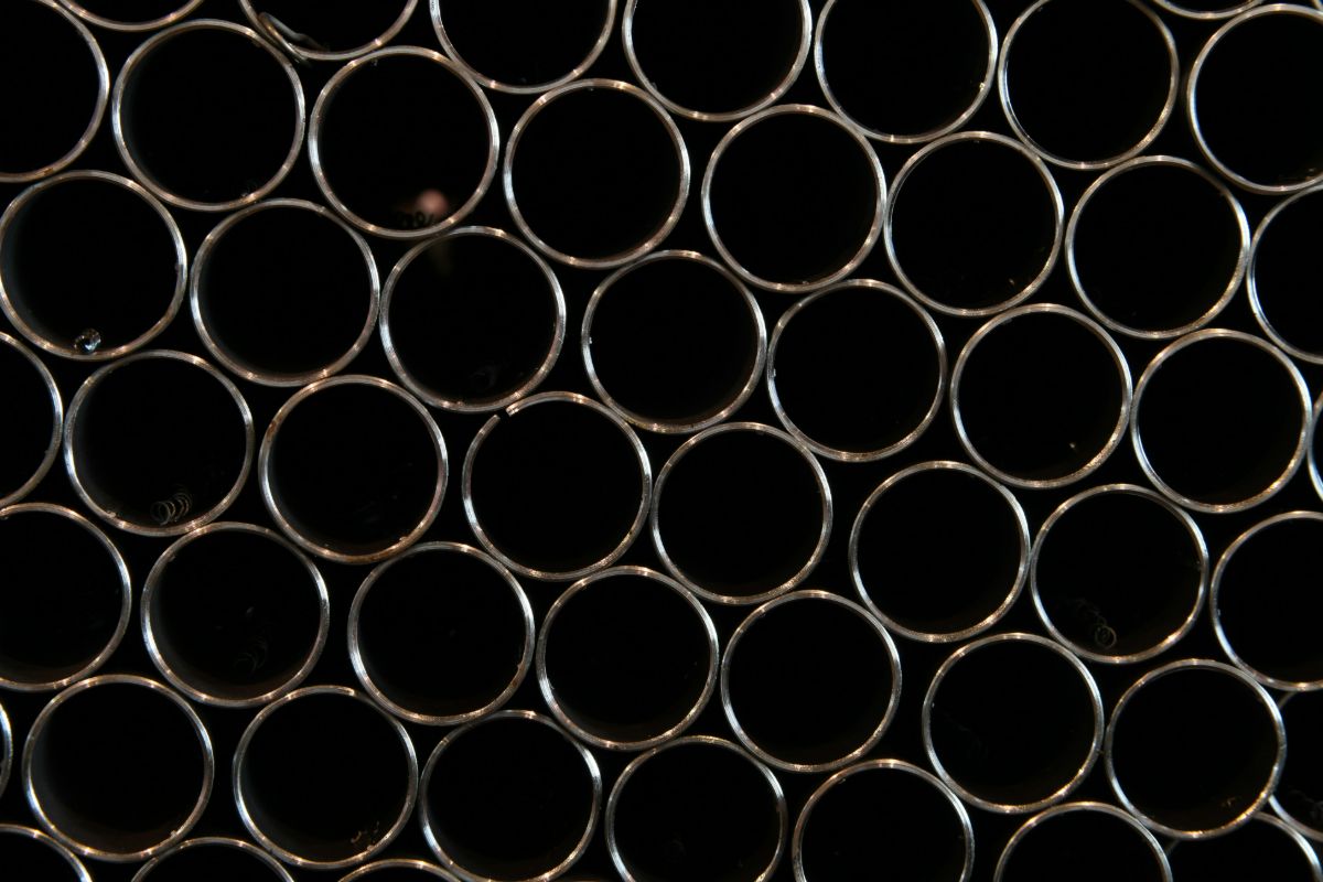 The Manufacturing Factor: Why Black Iron and Steel Pipes Cost Differently