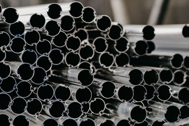 Pros and Cons of Affordable Black Iron Pipes for Site Use